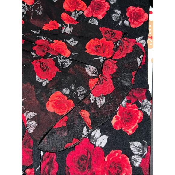 NWT Torrid Babydoll Studio Knit Chiffon Sleeves Surplice Top Size 5X B1 - Picture 6 of 6